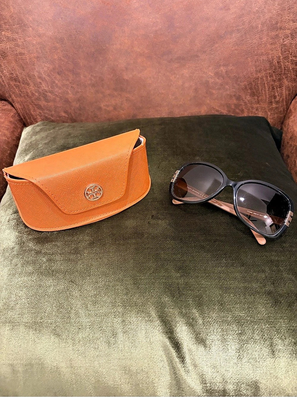 Tory Burch Kira Square Sunglasses Brown & Black